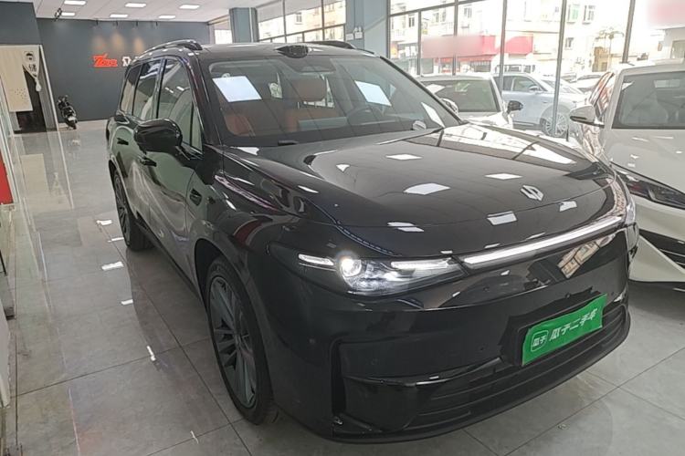 Used Leapmotor C16 2026 Extended-Range 280 LiDAR Zhizun Edition 6 Seats Front Right 45 Deg