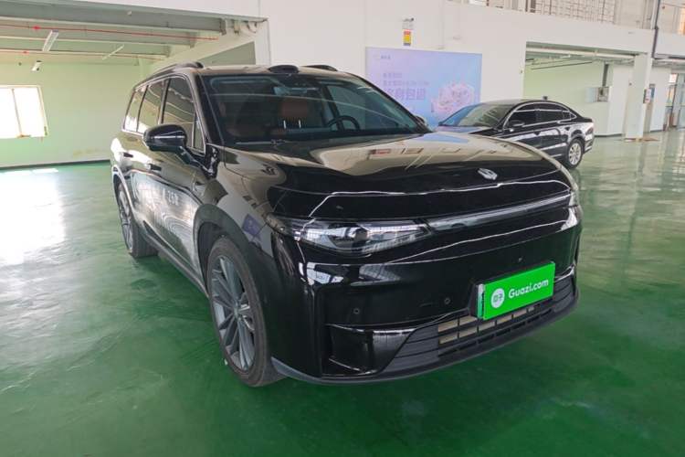 Used Leapmotor C16 2026 Extended-Range 280 LiDAR Zhizun Edition 6 Seats Front Right 45 Deg