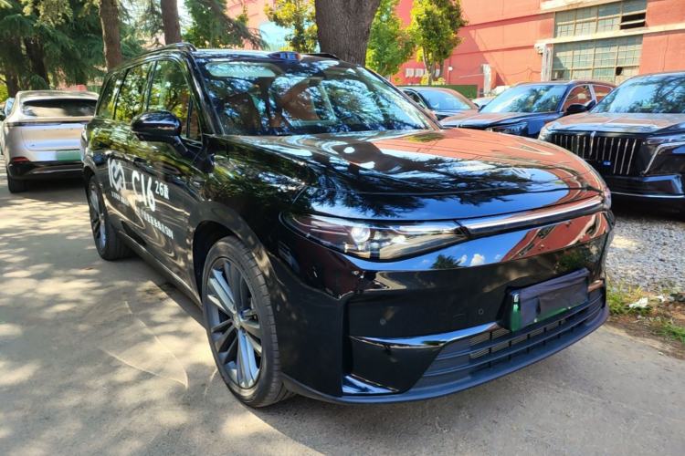 Used Leapmotor C16 2026 Extended-Range 280 LiDAR Zhizun Edition 6 Seats Front Right 45 Deg