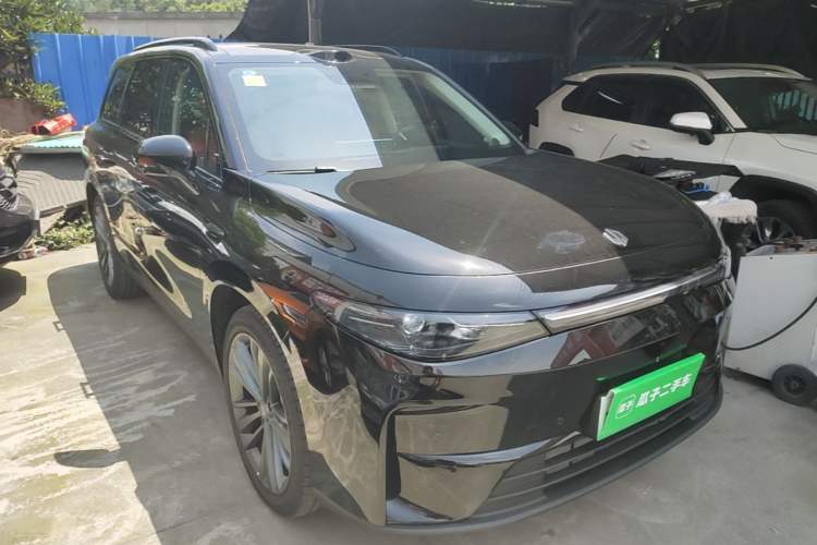 Used Leapmotor C16 2026 Extended-Range 280 LiDAR Zhizun Edition 5 Seats Front Right 45 Deg