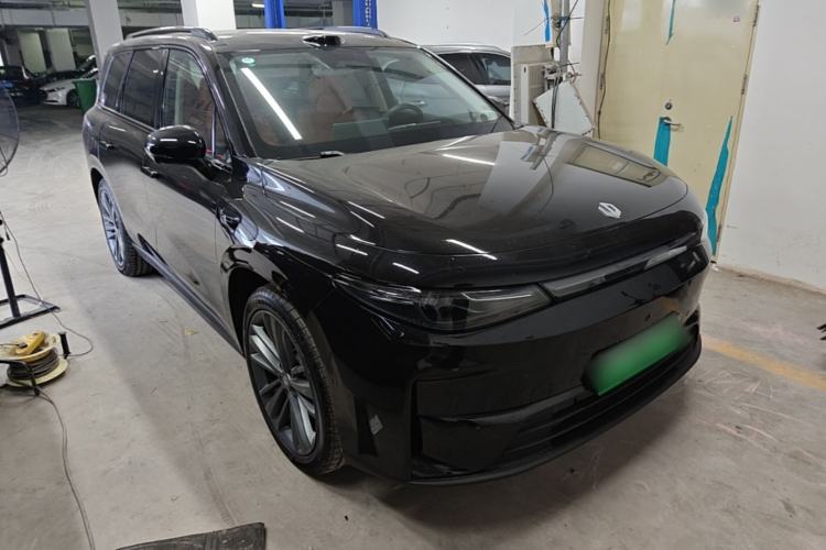 Used Leapmotor C16 2026 Extended-Range 280 LiDAR Zhizun Edition 6 Seats Front Right 45 Deg