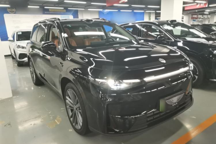 Used Leapmotor C16 2026 Extended-Range 280 LiDAR Zhizun Edition 6 Seats Front Right 45 Deg