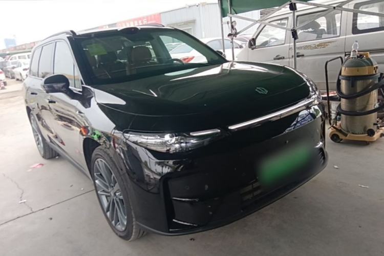 Used Leapmotor C16 2026 Extended-Range 280 LiDAR Zhizun Edition 6 Seats Front Right 45 Deg