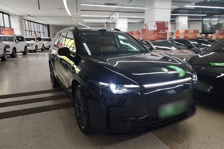Used Leapmotor C16 2026 Extended-Range 280 LiDAR Zhizun Edition 6 Seats Front Right 45 Deg