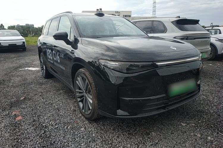 Used Leapmotor C16 2026 Extended-Range 280 LiDAR Zhizun Edition 6 Seats Front Right 45 Deg