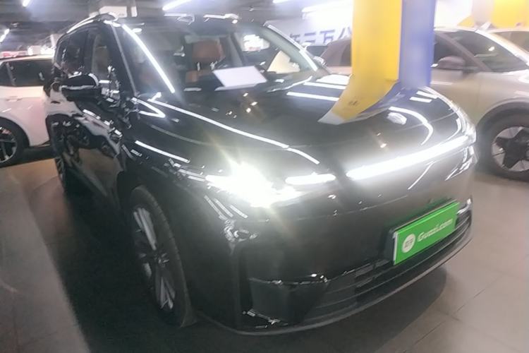 Used Leapmotor C16 2026 Extended-Range 280 LiDAR Zhizun Edition 6 Seats Front Right 45 Deg