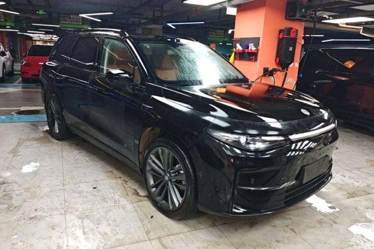 Used Leapmotor C16 2026 Extended-Range 280 LiDAR Zhizun Edition 6 Seats Front Right 45 Deg