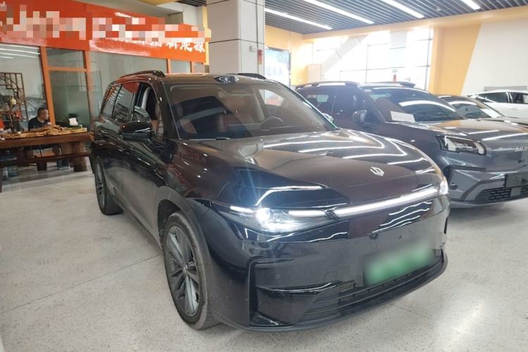 Used Leapmotor C16 2026 Extended-Range 280 LiDAR Zhizun Edition 6 Seats Front Right 45 Deg