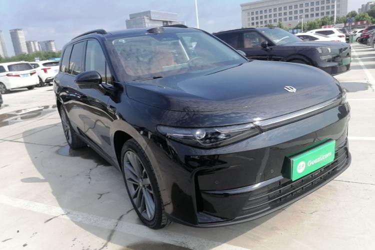 Used Leapmotor C16 2026 Extended-Range 280 LiDAR Zhizun Edition 6 Seats Front Right 45 Deg