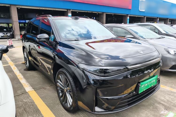 Used Leapmotor C16 2026 Extended-Range 280 LiDAR Zhizun Edition 6 Seats Front Right 45 Deg