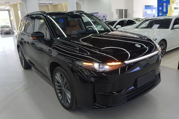 Used Leapmotor C16 2026 Extended-Range 280 LiDAR Zhizun Edition 6 Seats Front Right 45 Deg