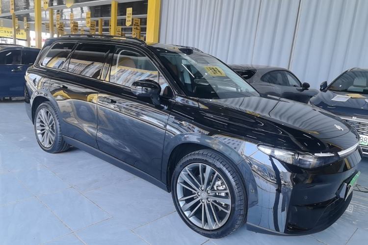 Used Leapmotor C16 2026 Extended-Range 280 LiDAR Zhizun Edition 6 Seats Front Right 45 Deg