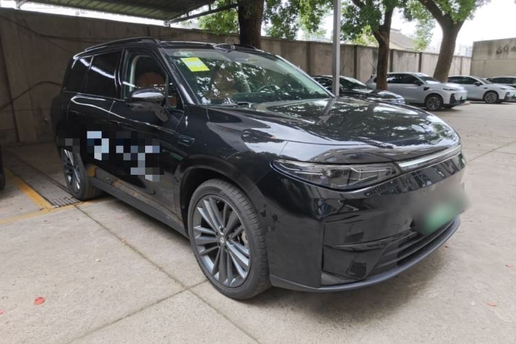 Used Leapmotor C16 2026 Extended-Range 280 LiDAR Zhizun Edition 6 Seats Front Right 45 Deg