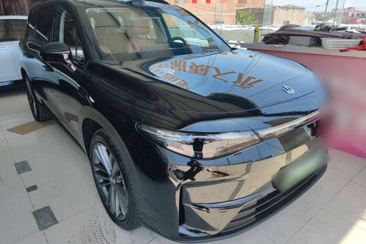 Used Leapmotor C16 2026 Extended-Range 280 LiDAR Zhizun Edition 6 Seats Front Right 45 Deg