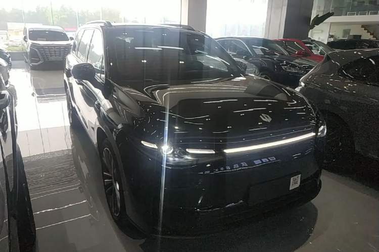 Used Leapmotor C16 2026 All-Electric 630 LiDAR Zhizun Edition 6 Seats Front Right 45 Deg