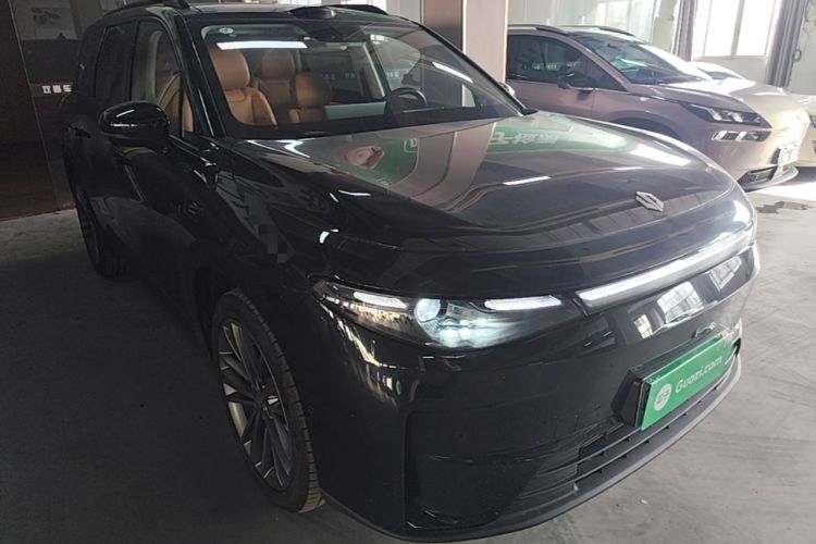 Used Leapmotor C16 2026 Extended-Range 280 LiDAR Zhizun Edition 6 Seats Front Right 45 Deg