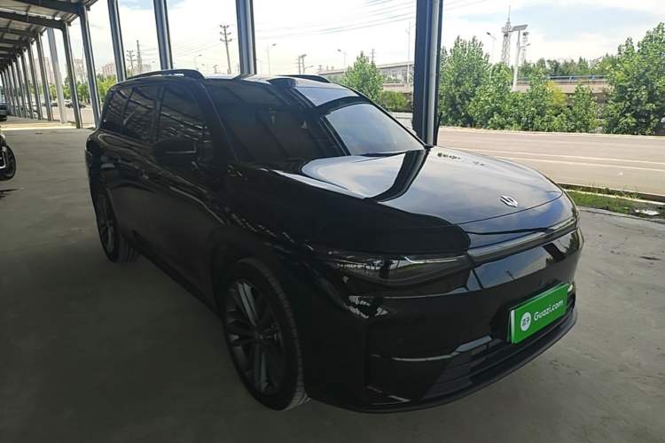 Used Leapmotor C16 2026 Extended-Range 280 LiDAR Zhizun Edition 6 Seats Front Right 45 Deg