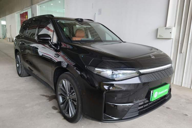 Used Leapmotor C16 2026 Extended-Range 280 LiDAR Zhizun Edition 6 Seats Front Right 45 Deg