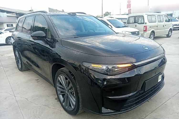 Used Leapmotor C16 2026 Extended-Range 280 LiDAR Zhizun Edition 6 Seats Front Right 45 Deg
