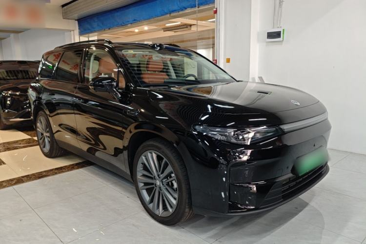 Used Leapmotor C16 2026 Extended-Range 280 LiDAR Zhizun Edition 6 Seats Front Right 45 Deg