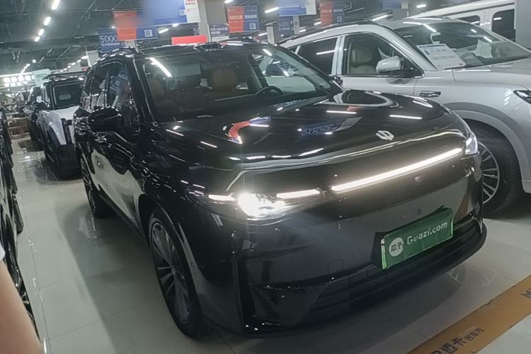 Used Leapmotor C16 2026 Extended-Range 280 LiDAR Zhizun Edition 6 Seats Front Right 45 Deg