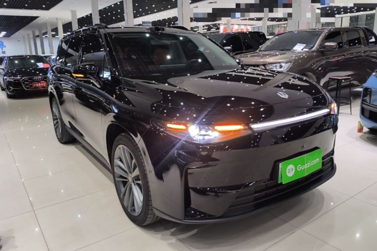 Used Leapmotor C16 2026 Extended-Range 280 LiDAR Zhizun Edition 6 Seats Front Right 45 Deg