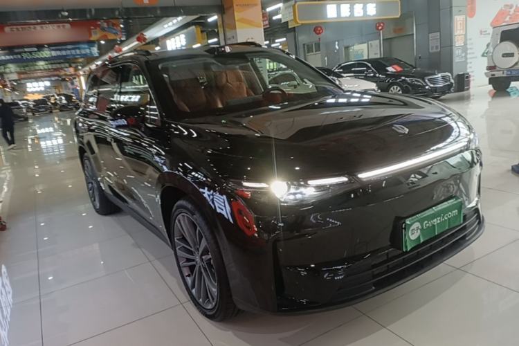 Used Leapmotor C16 2026 Extended-Range 280 LiDAR Zhizun Edition 6 Seats Front Right 45 Deg