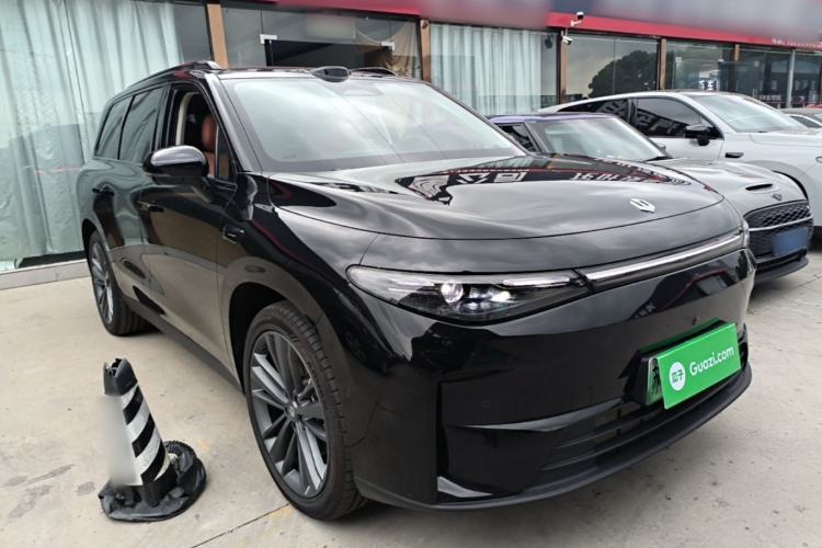 Used Leapmotor C16 2026 Extended-Range 280 LiDAR Zhizun Edition 6 Seats Front Right 45 Deg