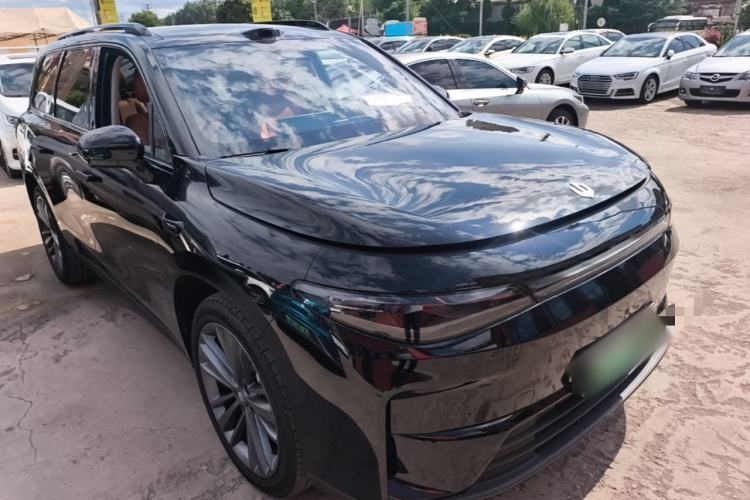 Used Leapmotor C16 2026 Extended-Range 280 LiDAR Zhizun Edition 6 Seats Front Right 45 Deg