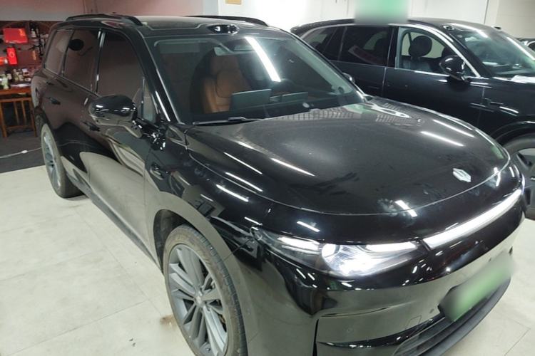 Used Leapmotor C16 2026 Extended-Range 280 LiDAR Zhizun Edition 6 Seats Front Right 45 Deg