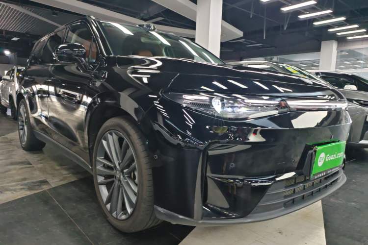 Used Leapmotor C16 2026 Extended-Range 280 LiDAR Zhizun Edition 6 Seats Front Right 45 Deg