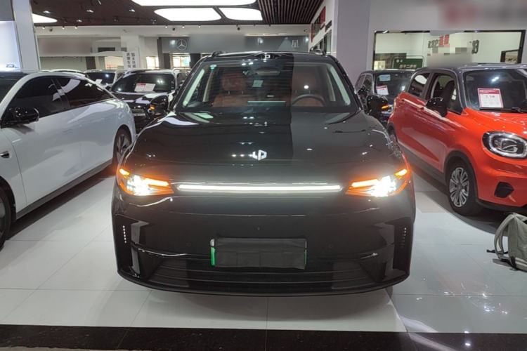 Used Leapmotor C16 2026 Pure Electric 630 LiDAR Zhizun Edition 5 Seats Front