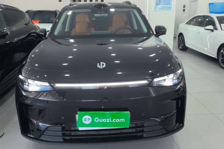 Used Leapmotor C16 2026 Extended-Range 280 LiDAR Zhizun Edition 6 Seats Front