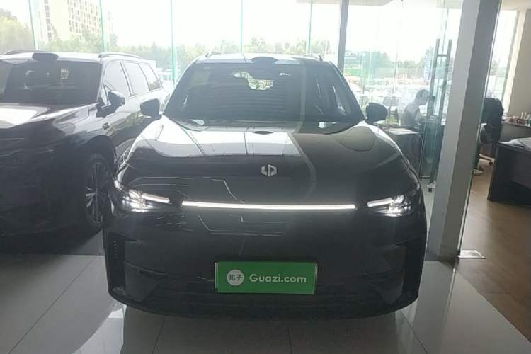 Used Leapmotor C16 2026 Extended-Range 280 LiDAR Zhizun Edition 6 Seats Front