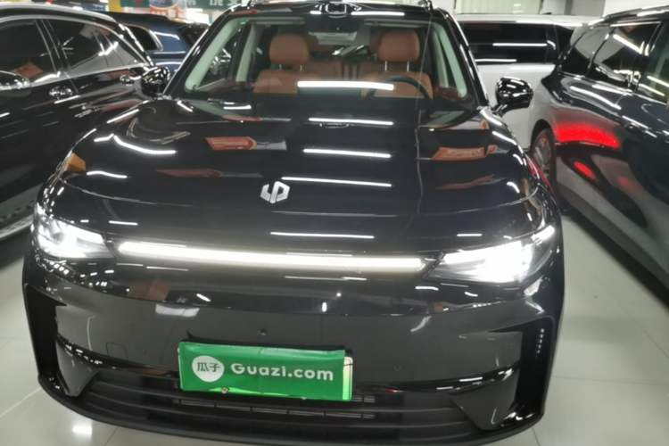 Used Leapmotor C16 2026 Extended-Range 280 LiDAR Zhizun Edition 6 Seats Front