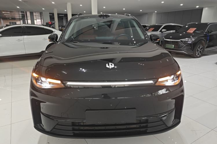Used Leapmotor C16 2026 Extended-Range 280 LiDAR Zhizun Edition 6 Seats Front