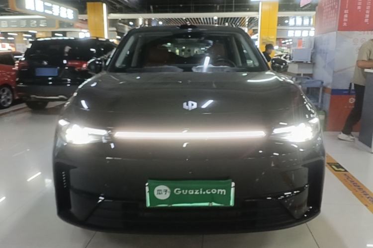 Used Leapmotor C16 2026 Extended-Range 280 LiDAR Zhizun Edition 6 Seats Front