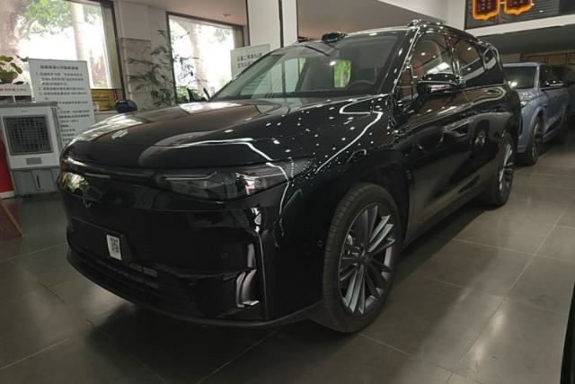 Leapmotor C16 2026 Extended-Range 280 LiDAR Zhizun Edition 6 Seats с пробегом