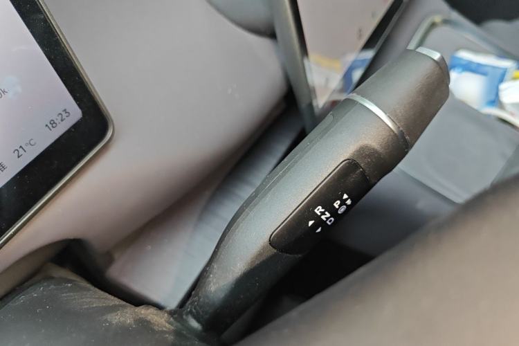 Used Leapmotor C16 2026 Extended-Range 280 LiDAR Zhizun Edition 6 Seats Gear Lever