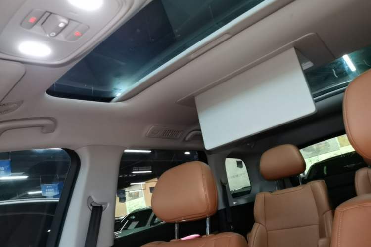 Used Leapmotor C16 2026 Extended-Range 280 LiDAR Zhizun Edition 6 Seats Headliner