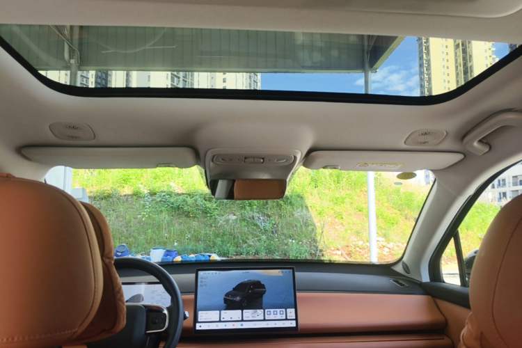 Used Leapmotor C16 2026 Extended-Range 280 LiDAR Zhizun Edition 6 Seats Headliner