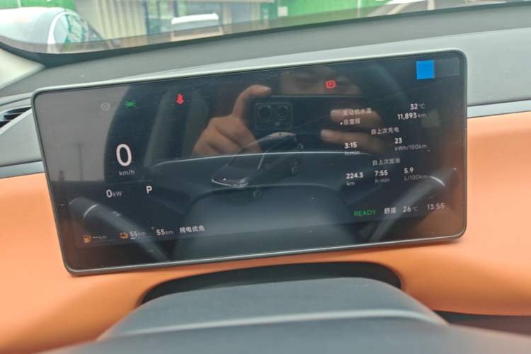 Used Leapmotor C16 2026 Extended-Range 280 LiDAR Version 6 Seats Instrument Cluster