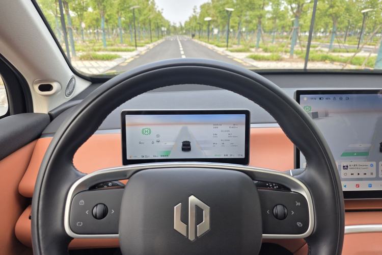 Used Leapmotor C16 2026 Extended-Range 280 LiDAR Zhizun Edition 6 Seats Instrument Cluster