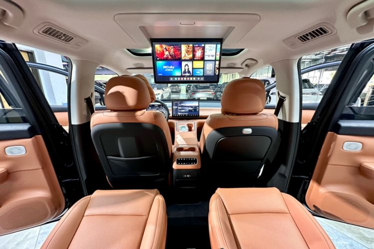 Used Leapmotor C16 2026 Extended-Range 280 LiDAR Zhizun Edition 6 Seats Interior 2