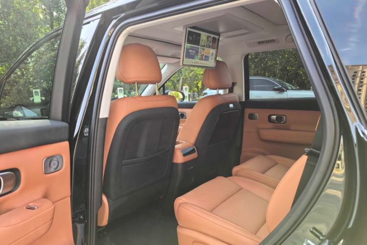 Used Leapmotor C16 2026 Extended-Range 280 LiDAR Zhizun Edition 6 Seats Interior 2