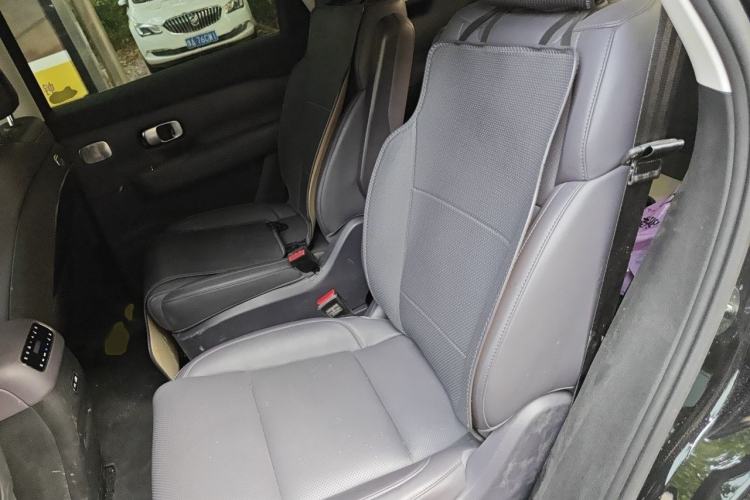 Used Leapmotor C16 2026 Extended-Range 280 LiDAR Zhizun Edition 6 Seats Interior 4
