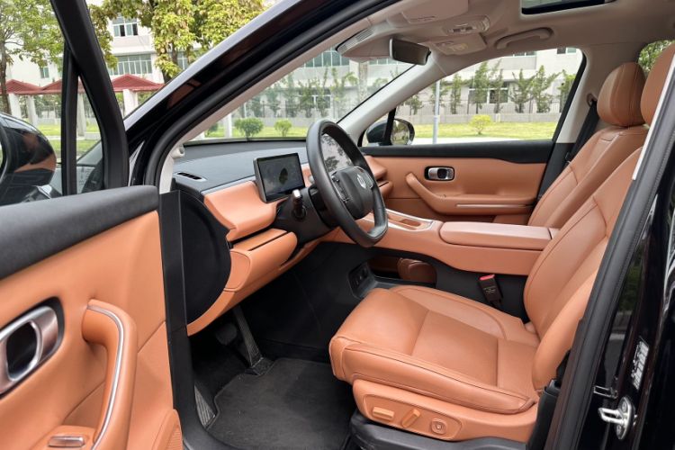 Used Leapmotor C16 2026 Extended-Range 280 LiDAR Zhizun Edition 6 Seats Interior 4