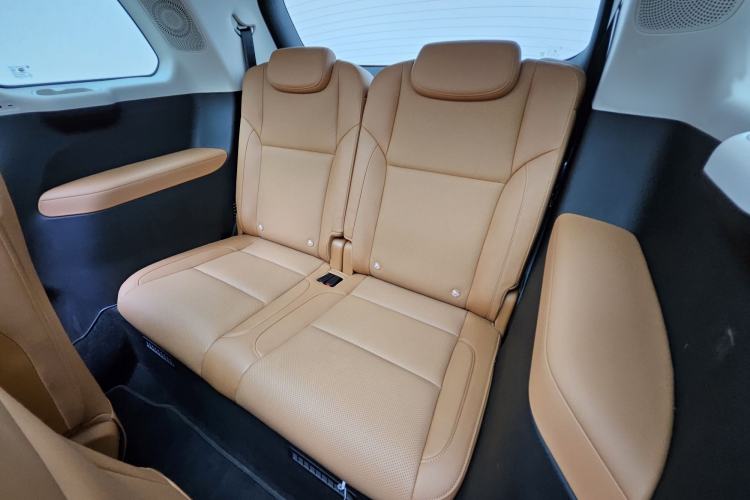 Used Leapmotor C16 2026 Extended-Range 280 LiDAR Zhizun Edition 6 Seats Interior 6