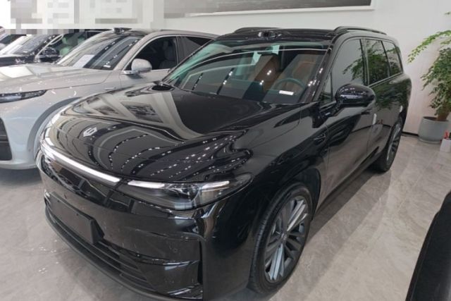 Used Leapmotor C16 2026 Extended-Range 280 LiDAR Zhizun Edition 6 Seats