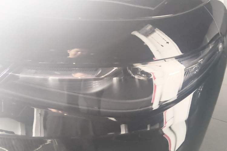 Used Leapmotor C16 2026 Extended-Range 280 LiDAR Zhizun Edition 6 Seats Left Front Headlight